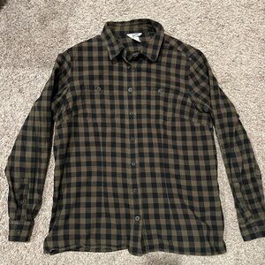 Duluth Trading Co women’s free swinging flannel shirt size L - green/black check